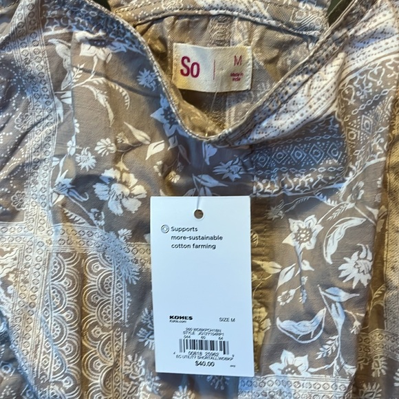 NWT So juniors utility shortall size medium - Picture 4 of 5